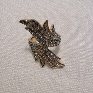 Elegant Gold and Silver Costume Jewelry Feather Crystal Ring